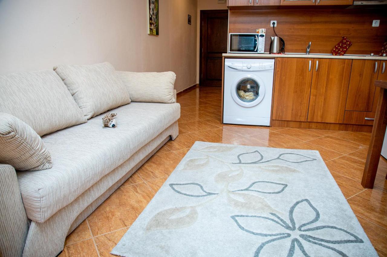 Helios Studio In A Complex In St Vlas By Flat Mаnаger Sveti Vlas Dış mekan fotoğraf